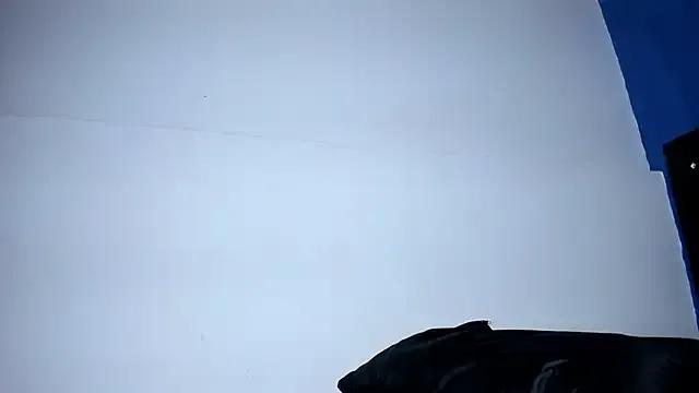 skinnycollins1 on StripChat