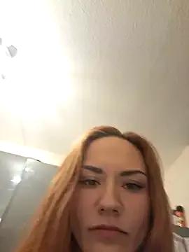 SlimBellaa on StripChat