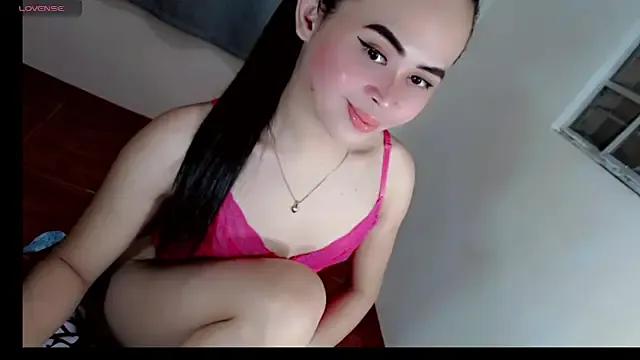 slutty_afina on StripChat