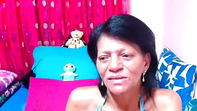 SLUTTYROXY on StripChat