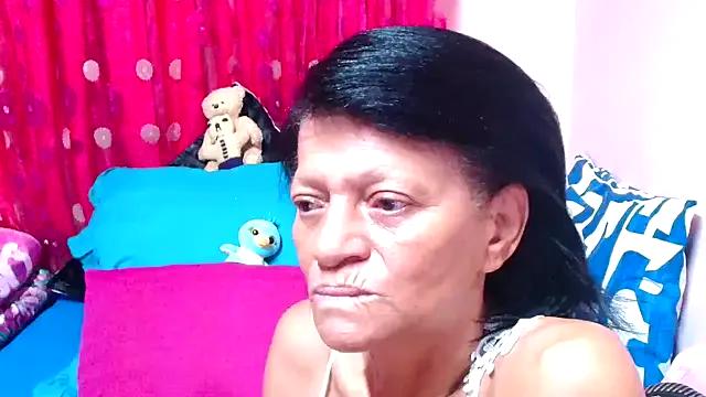 SLUTTYROXY on StripChat