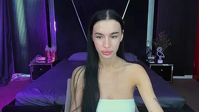 Snow_WhiteeeX on StripChat