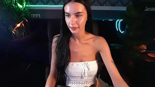 Snow_WhiteeeX on StripChat