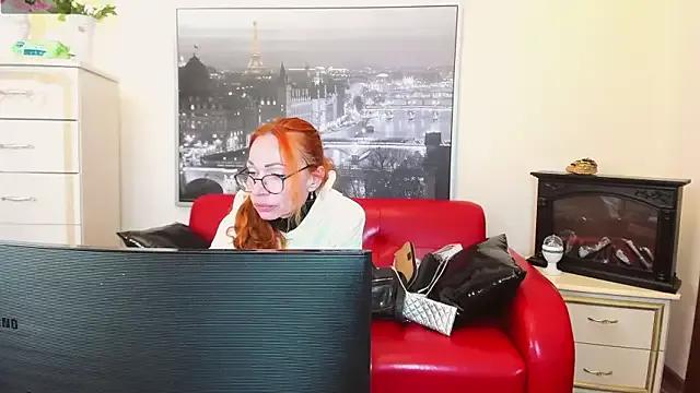 softlysoftlyasbeauty on StripChat