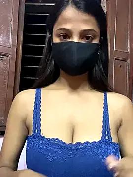 Sonia_soni332 on StripChat