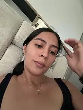 Sophie__Foxxx on StripChat