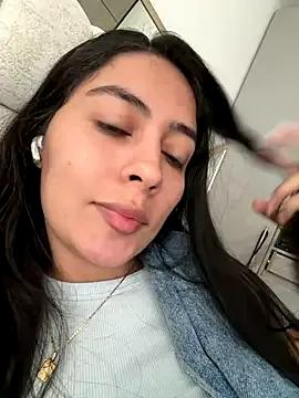 Sophie__Foxxx on StripChat