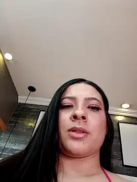 SophieCurves on StripChat