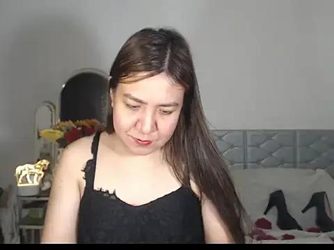 stellahugeX on StripChat