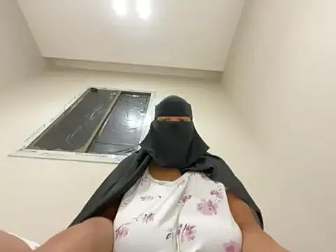 Submissive_Arab on StripChat