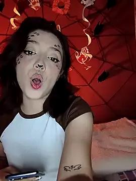 summi10 on StripChat