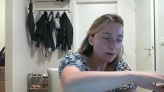 SusanCurt on StripChat