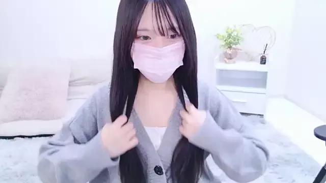 Suzu_ch_xx on StripChat