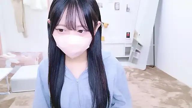 Suzu_ch_xx on StripChat