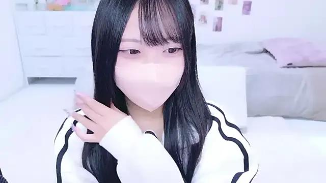 Suzu_ch_xx on StripChat