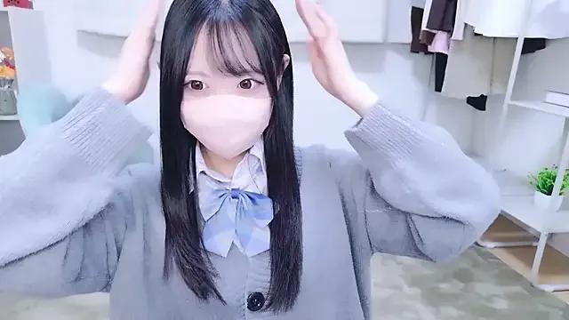 Suzu_ch_xx on StripChat