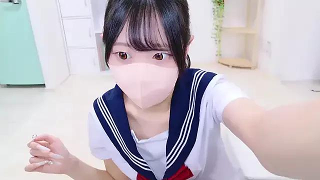 Suzu_ch_xx on StripChat