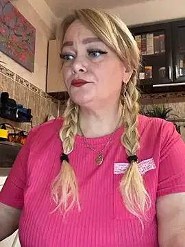 Sweet-blonde on StripChat