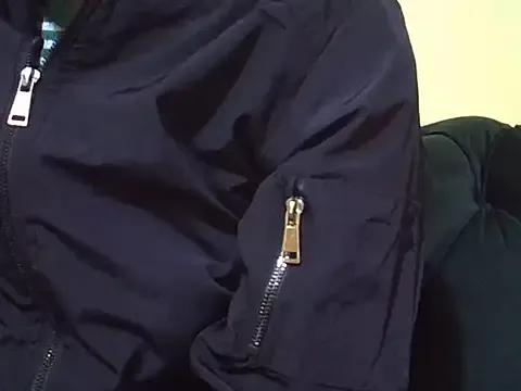 sweet_veee on StripChat