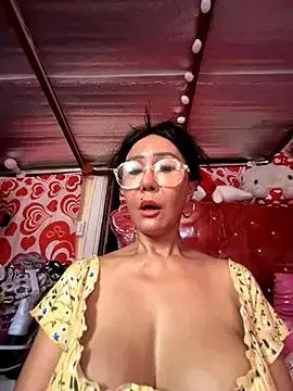 sweetieme on StripChat