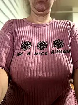 sweetmystery1 on StripChat