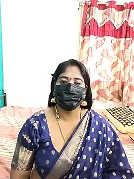 tamil-aunt on StripChat