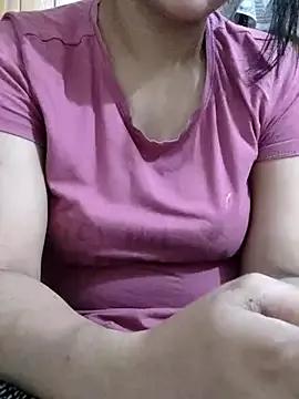 Tanha18 on StripChat