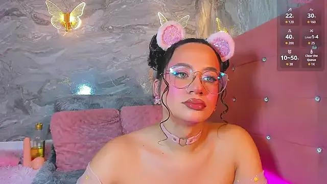 taylorbunny_x on StripChat