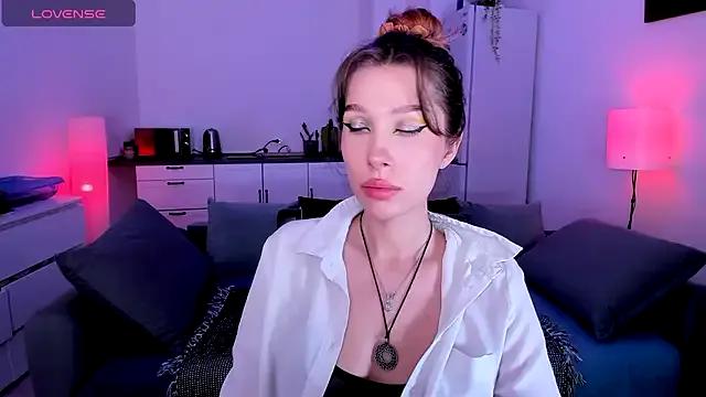 tenderdreams on StripChat