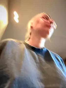 The_Snowwhitee on StripChat