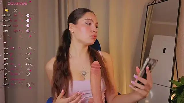 Tiny__Toon on StripChat