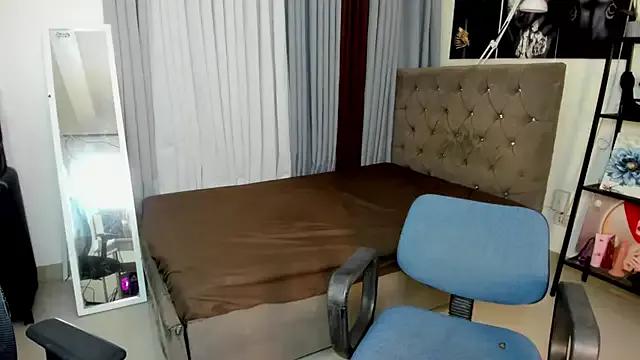 urfantasyhotbaby on StripChat