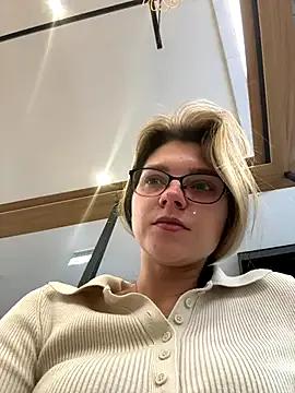 ValenciaShock on StripChat