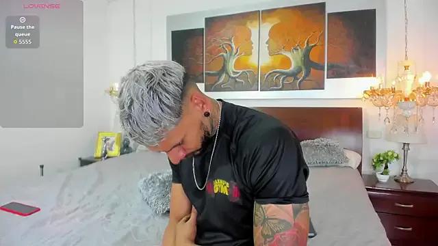 Valentiinoss on StripChat