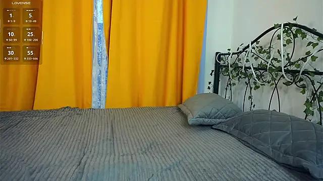 VeronaCritchlow on StripChat