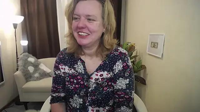 VestaWoody on StripChat