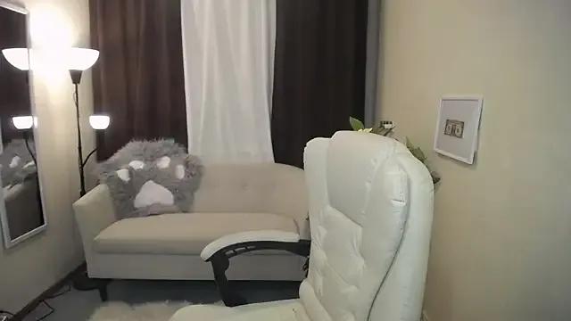 VestaWoody on StripChat