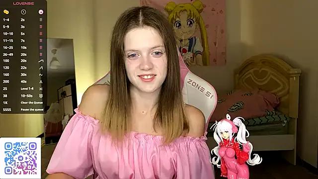 VibeQueenLucy on StripChat