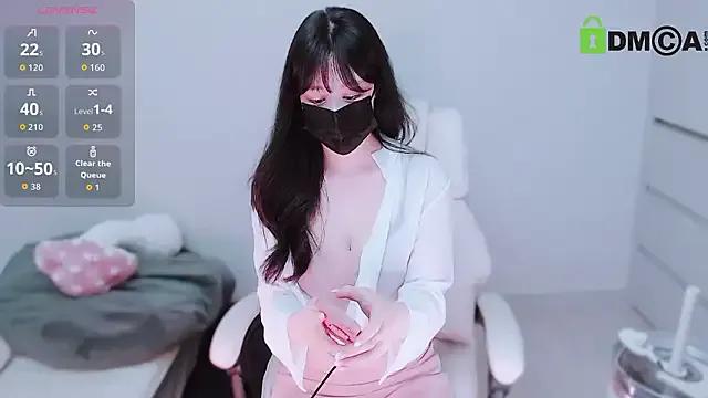 whitelee2 on StripChat