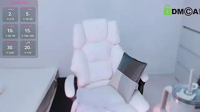 whitelee2 on StripChat