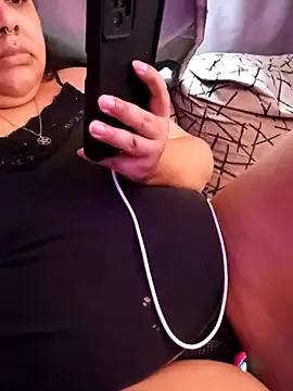 xlatinastar — Body oil + tity/pussy/ass 15min