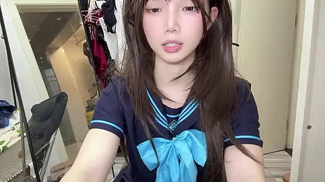 Yiyi-707 on StripChat