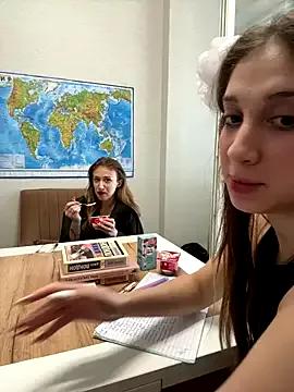 yourfavcouple_ on StripChat