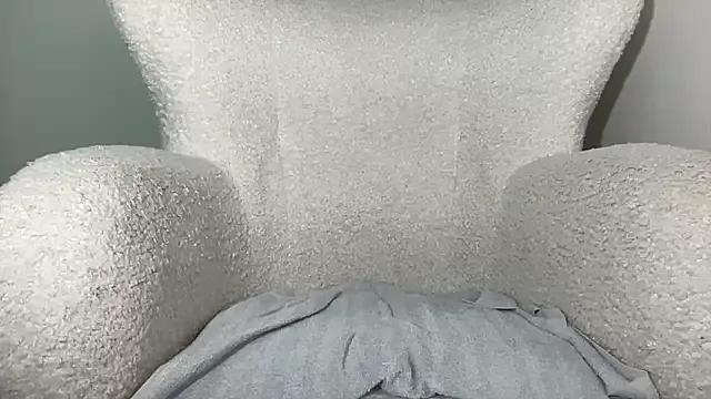 YourGreekAnna on StripChat