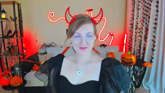 YourUniverser on StripChat