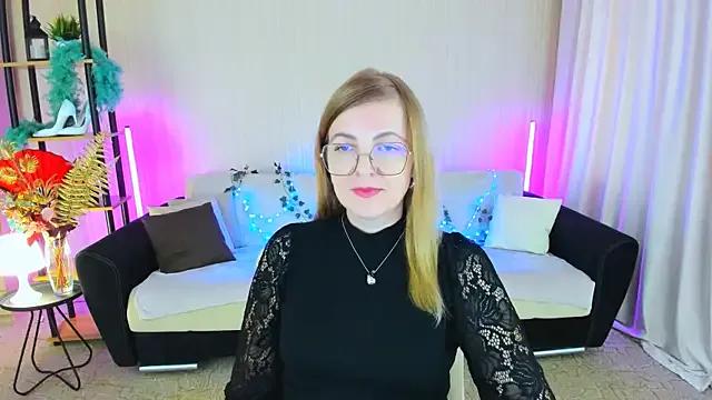 YourUniverser on StripChat