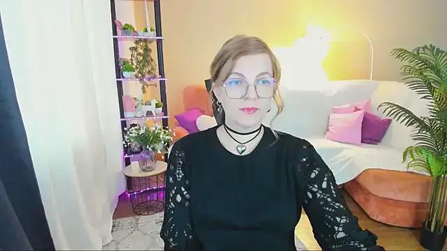 YourUniverser on StripChat