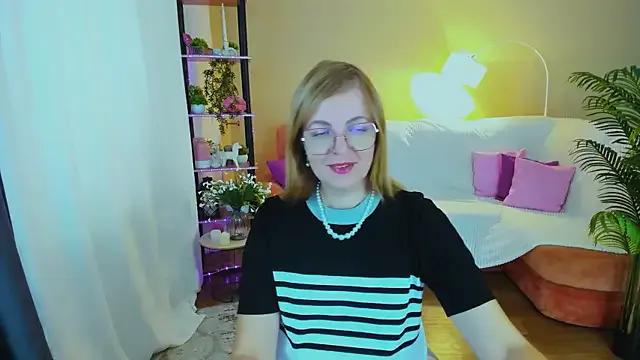 YourUniverser on StripChat