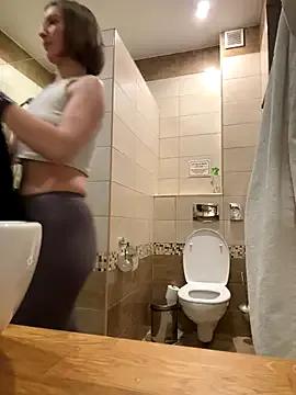 ZariaFlame on StripChat